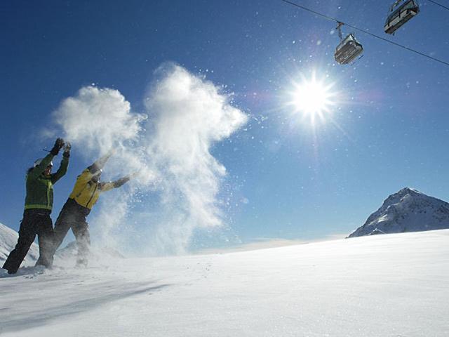 فندق Sonne & Schnee In كوهتاي المظهر الخارجي الصورة
